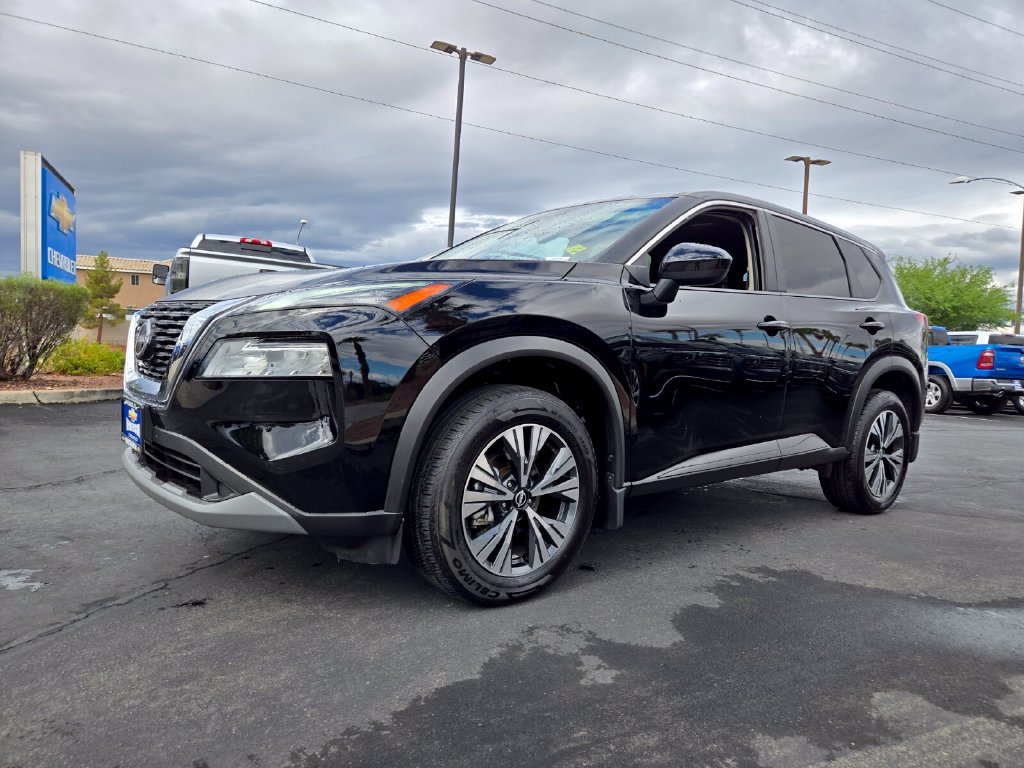Used 2023 Nissan Rogue SV