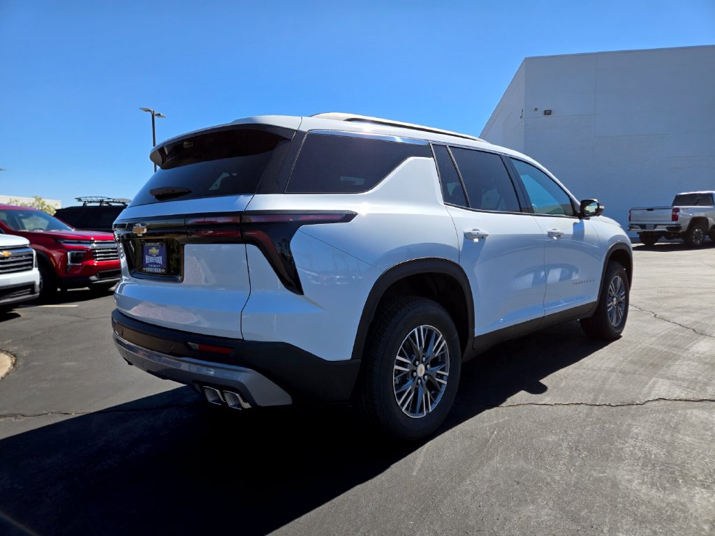 New 2027 Chevrolet Traverse LT SUV