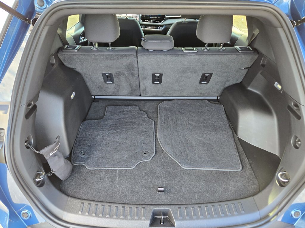 2025 Chevrolet Equinox LT - Photo 13