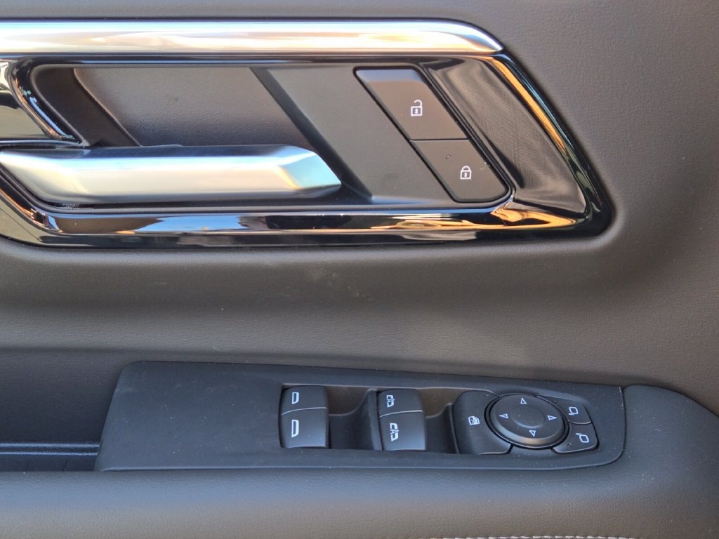 2026 Chevrolet Tahoe LS - Photo 10