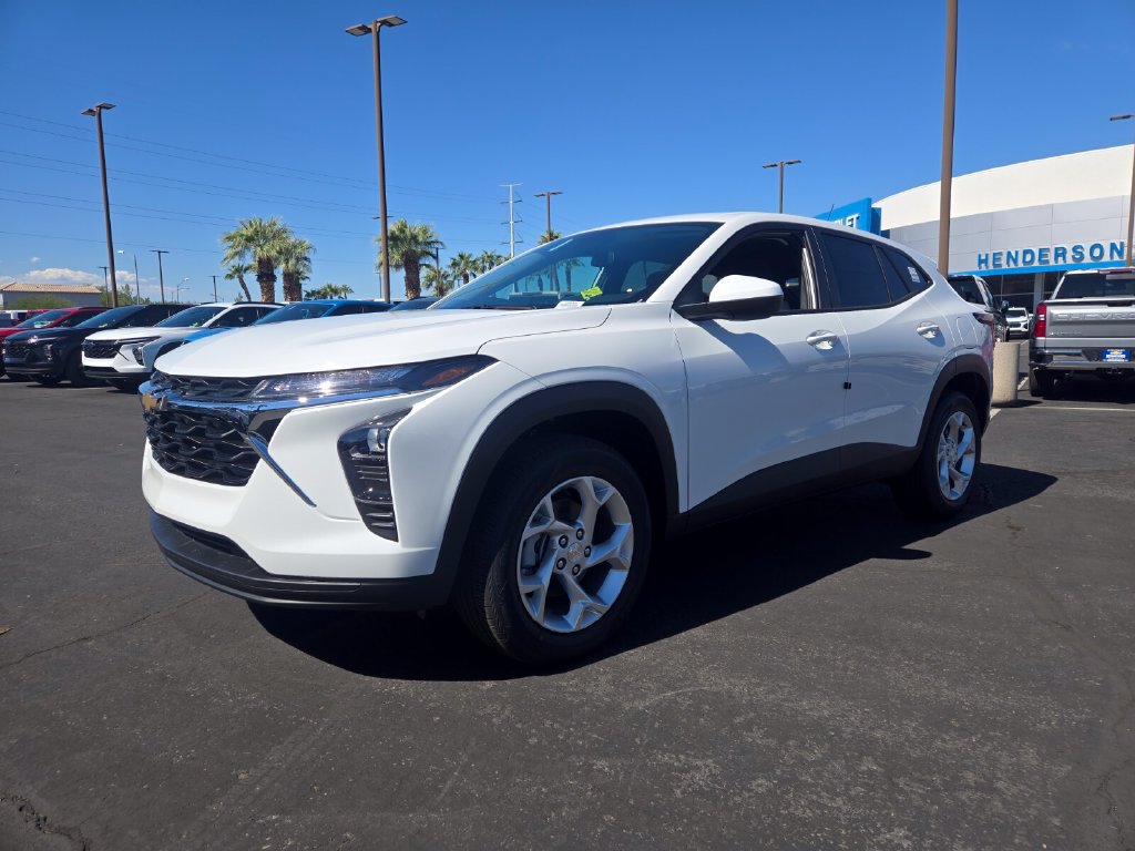 New 2026 Chevrolet Trax LS SUV