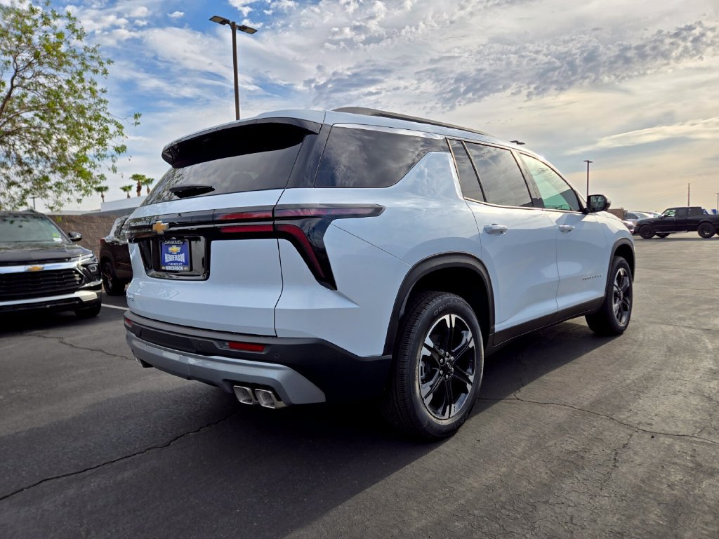 New 2027 Chevrolet Traverse LT SUV