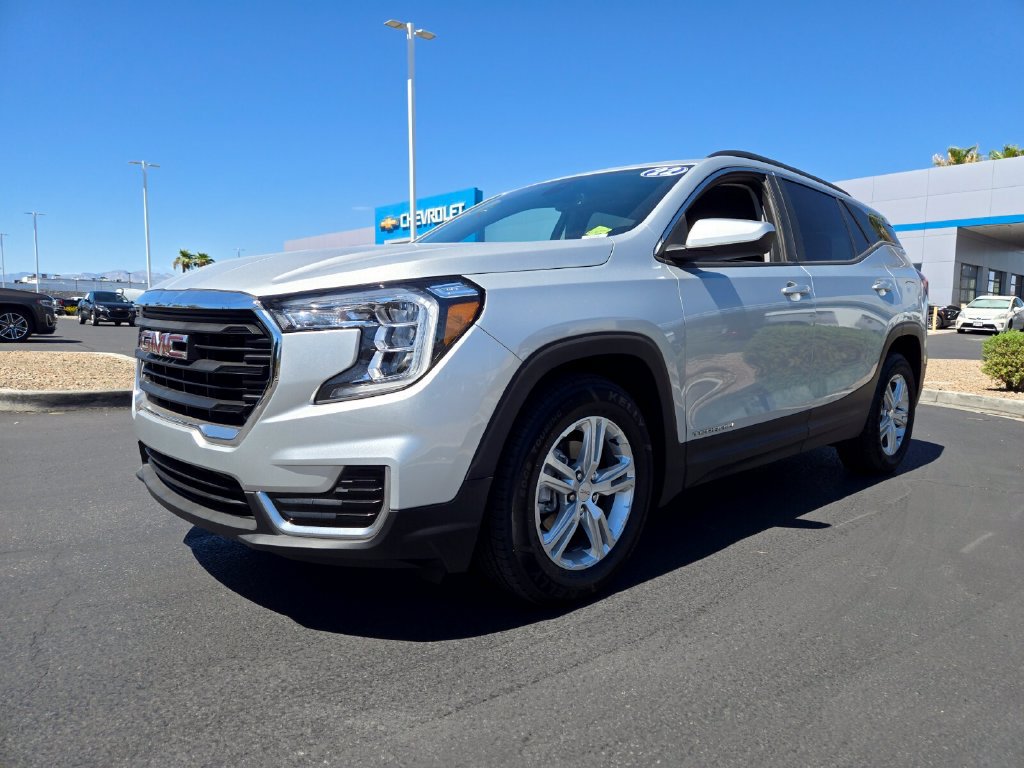 Used 2022 GMC Terrain SLE SUV