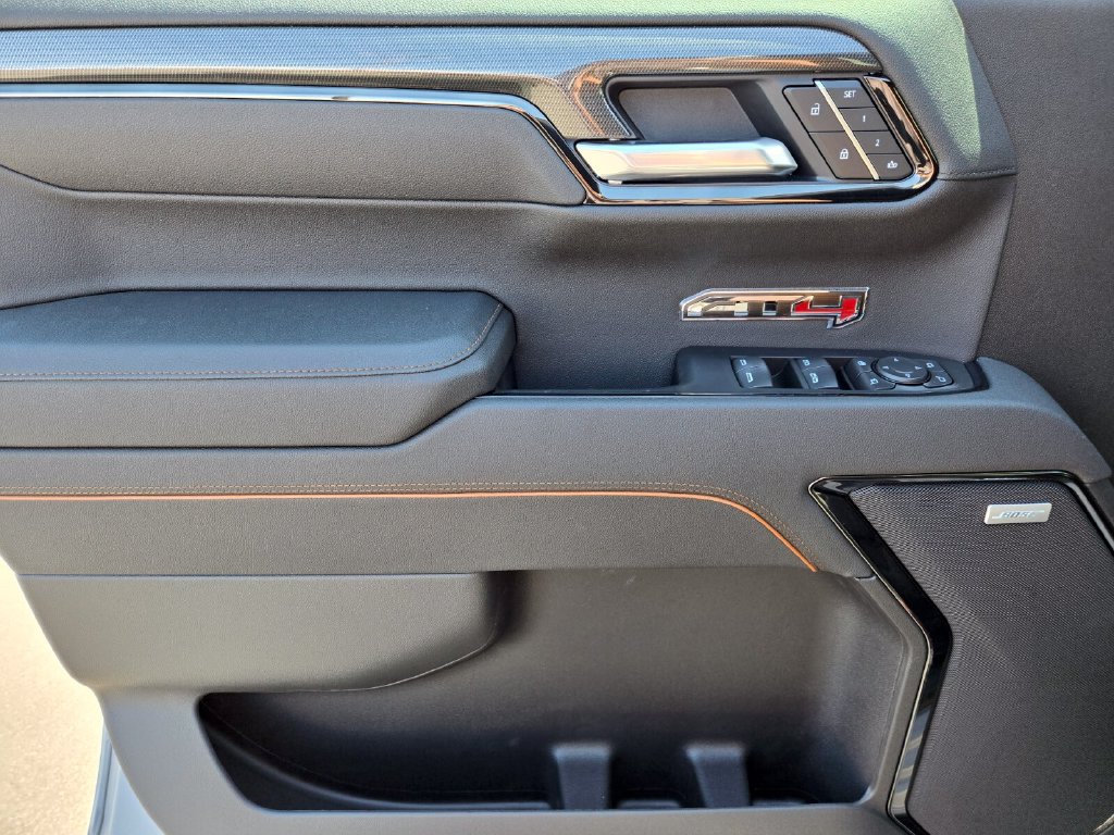 2026 GMC Sierra 1500 AT4 - Photo 10