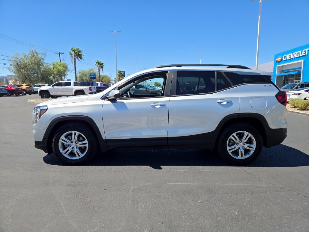 Used 2022 GMC Terrain SLE SUV