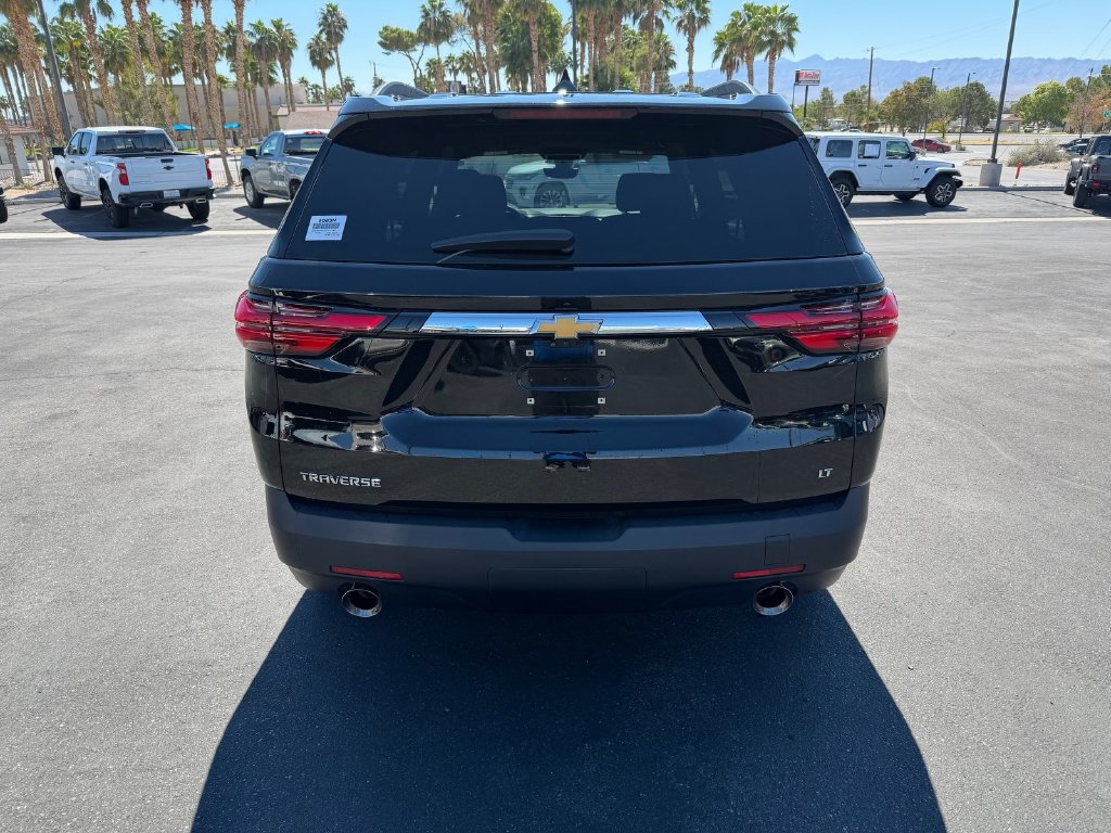 Used 2023 Chevrolet Traverse LT Cloth SUV