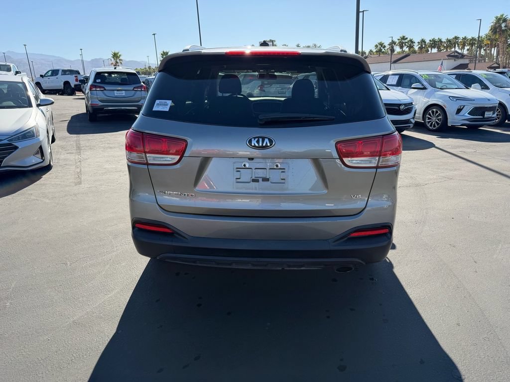Used 2018 Kia Sorento LX V6