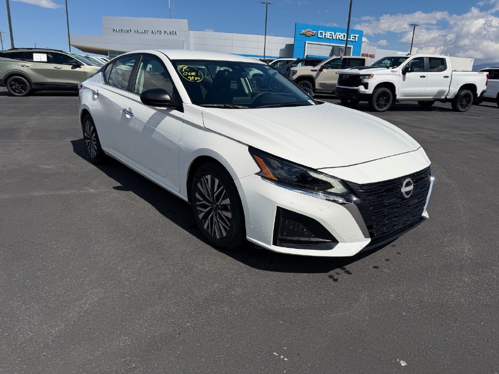 2025 Nissan Altima SV
