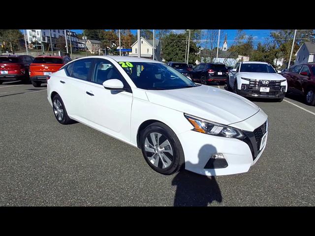 Used 2020 Nissan Altima Sedan