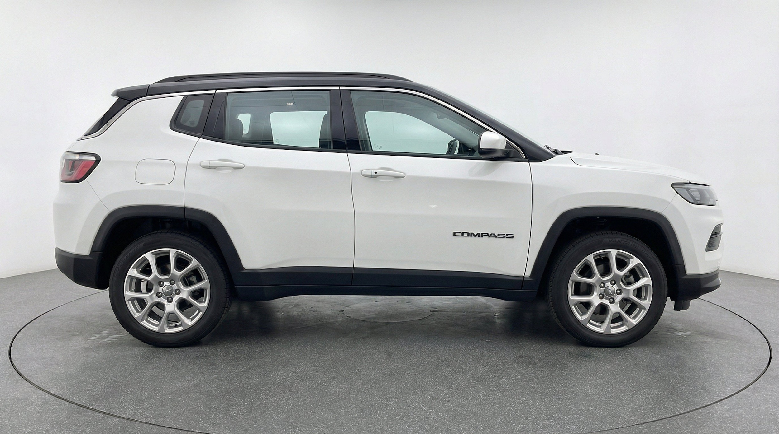 Thumbnail: 2025 Jeep Compass - 10