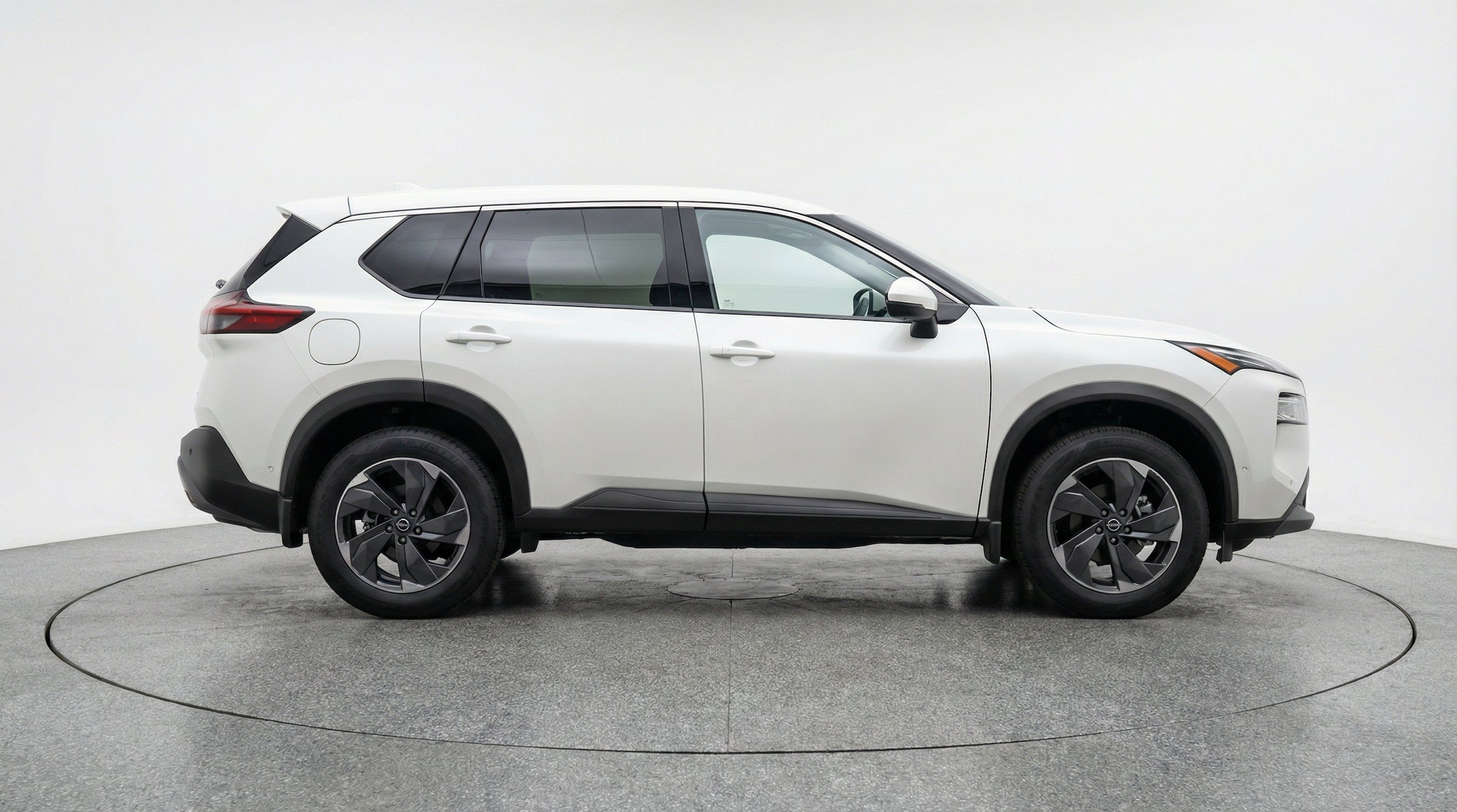 Thumbnail: 2025 Nissan Rogue - 10