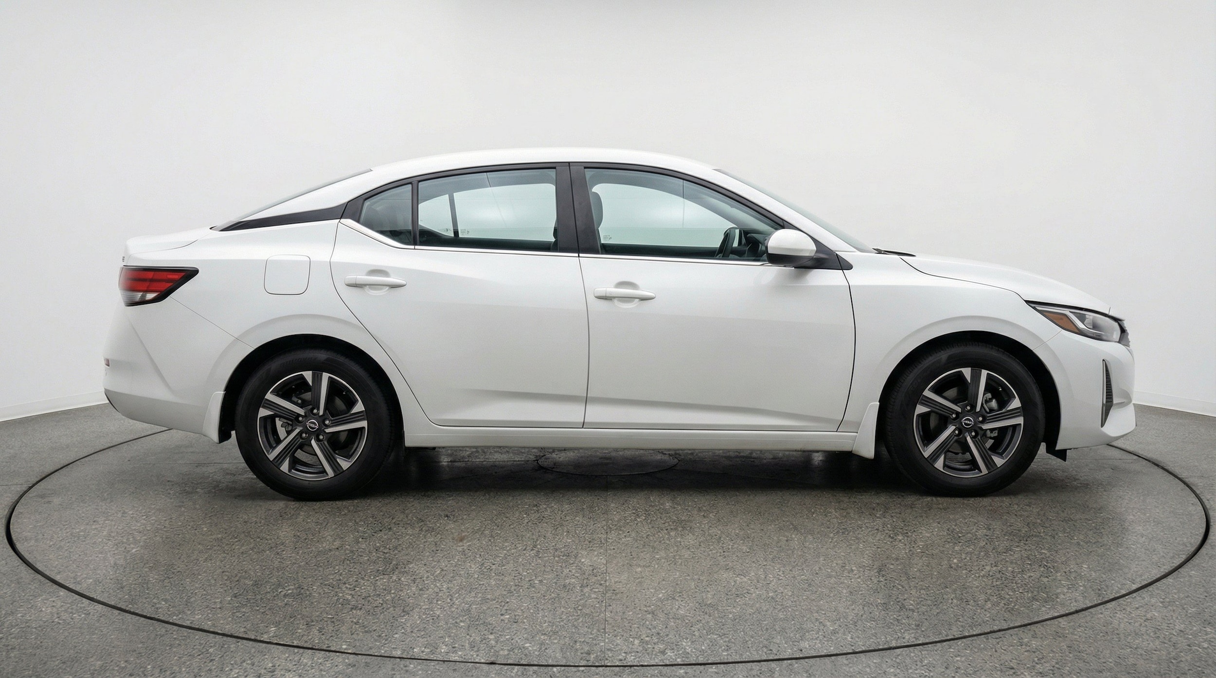 Thumbnail: 2025 Nissan Sentra - 11