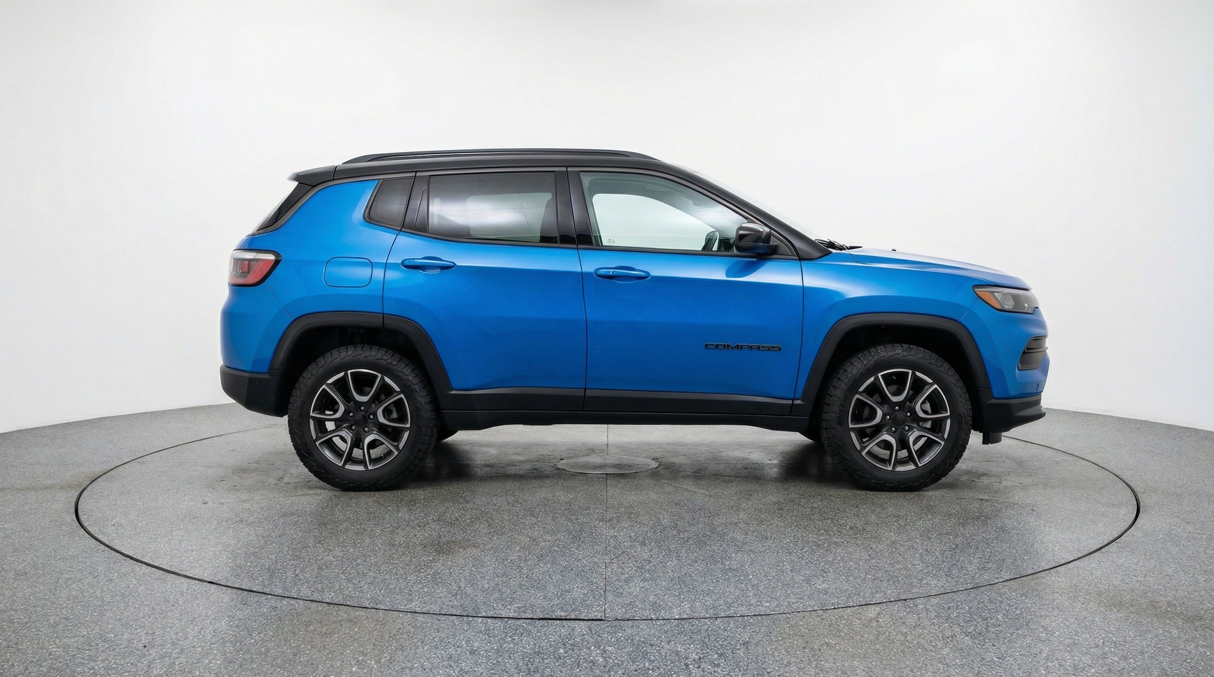 Thumbnail: 2025 Jeep Compass - 10