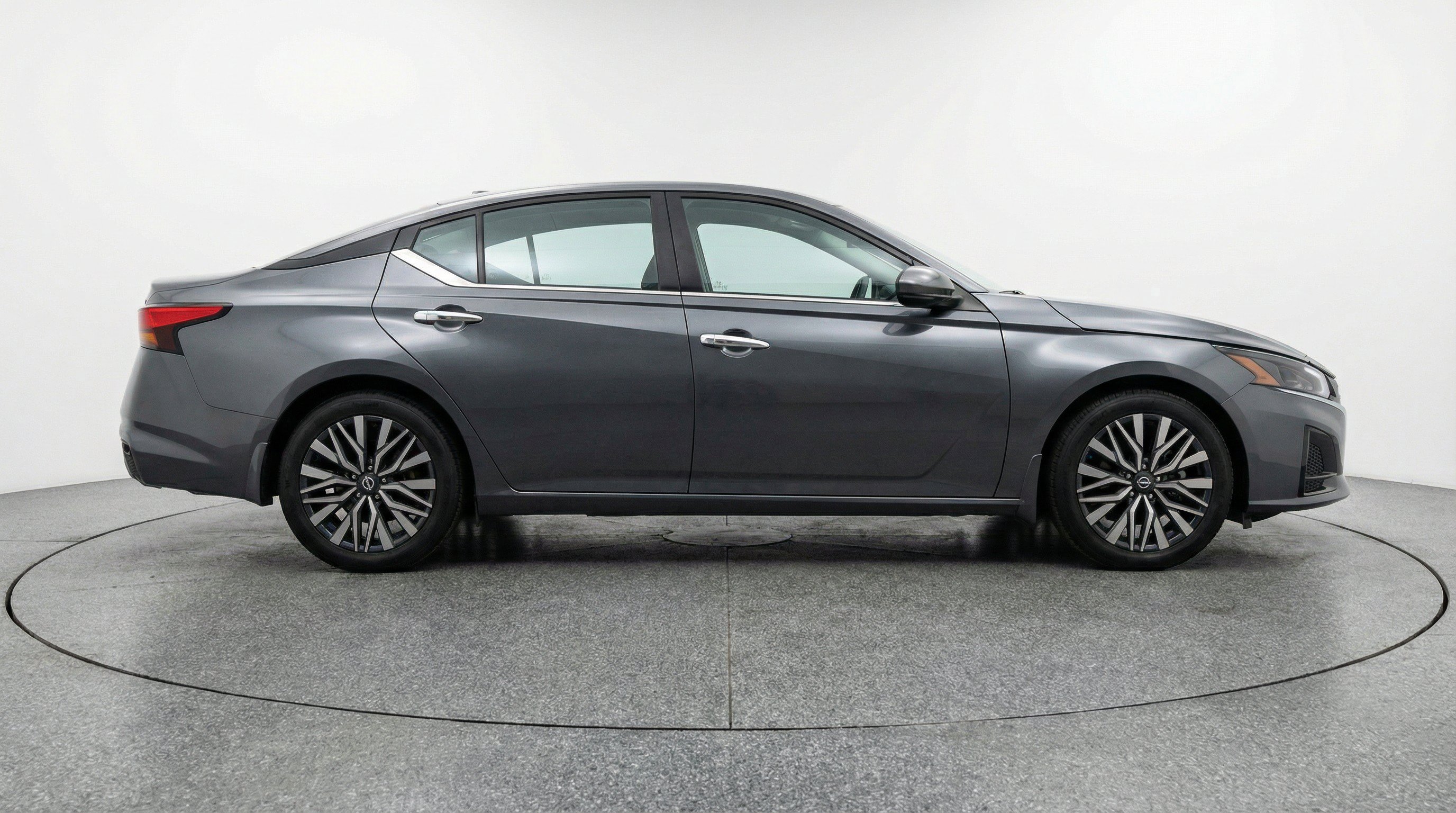 Thumbnail: 2025 Nissan Altima - 10