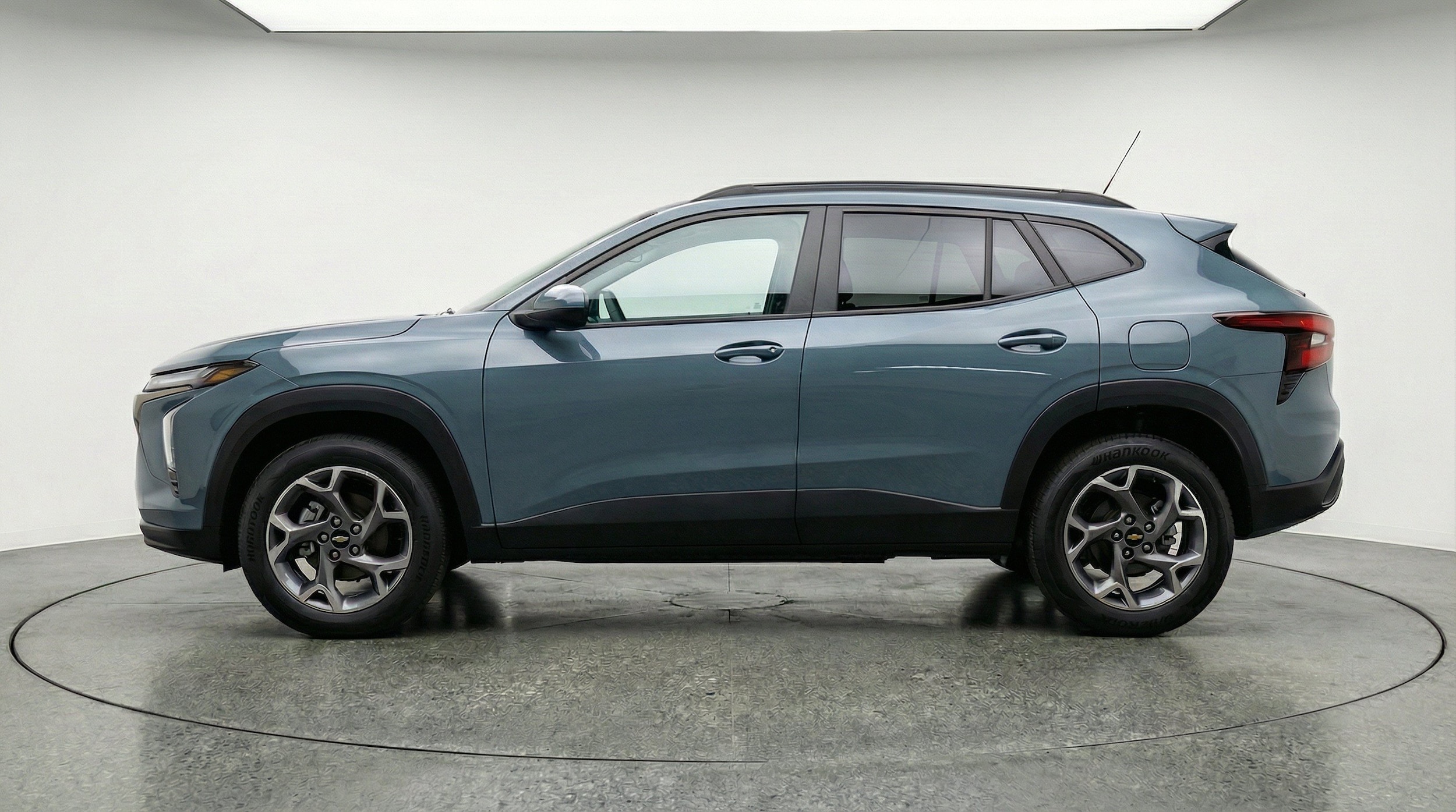 Thumbnail: 2025 Chevrolet Trax - 5