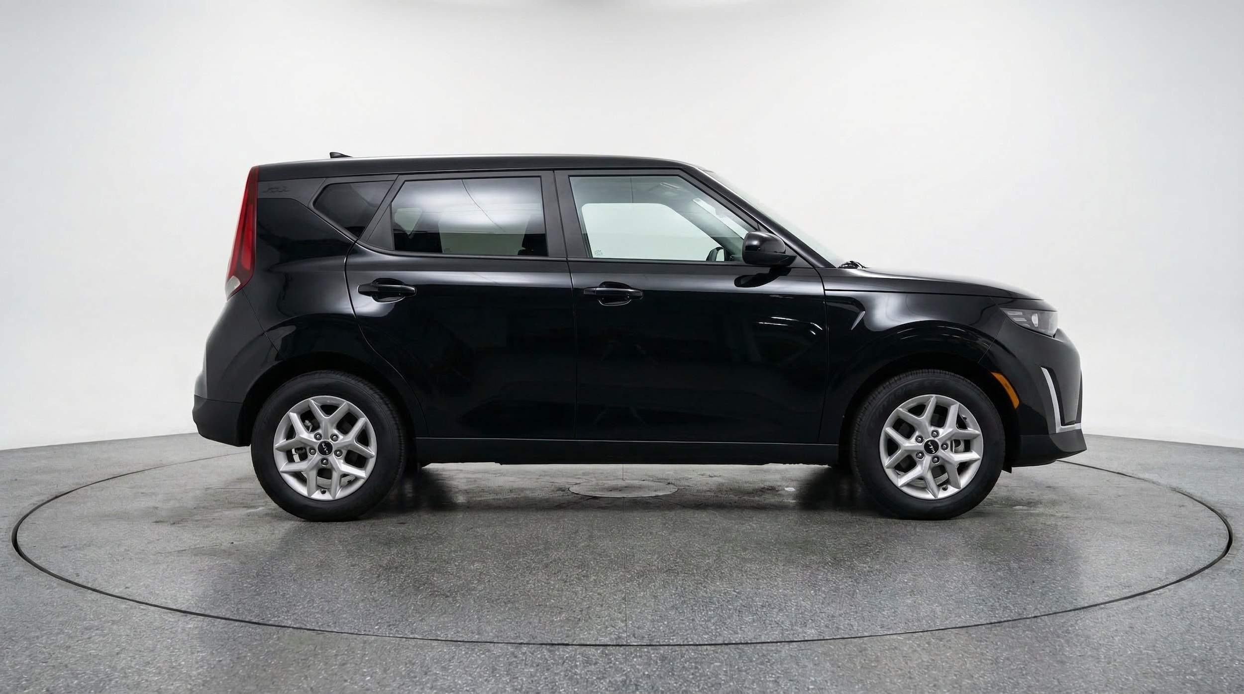 Thumbnail: 2025 Kia Soul - 10