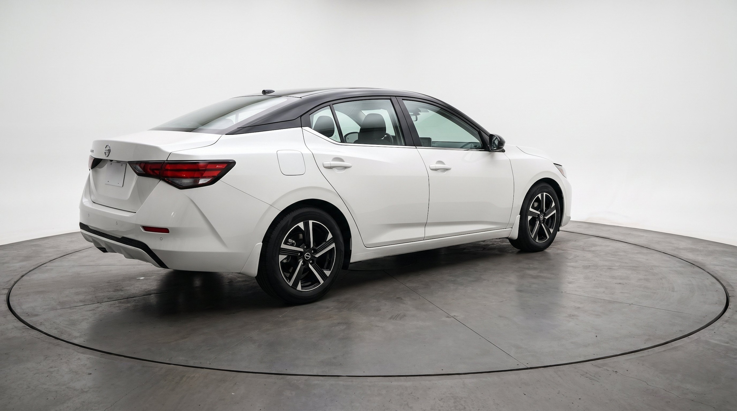 Thumbnail: 2025 Nissan Sentra - 9
