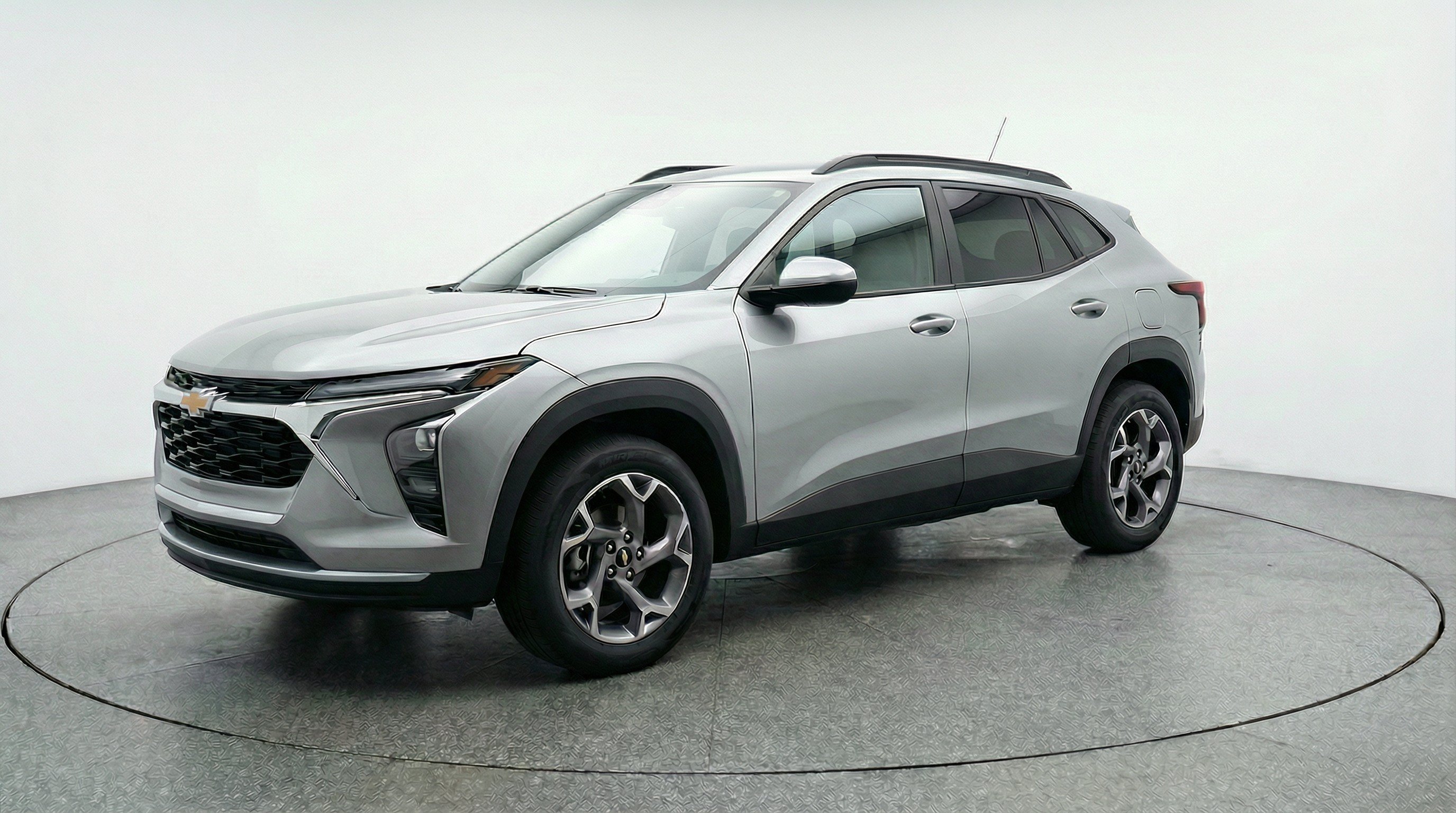 Thumbnail: 2025 Chevrolet Trax - 3