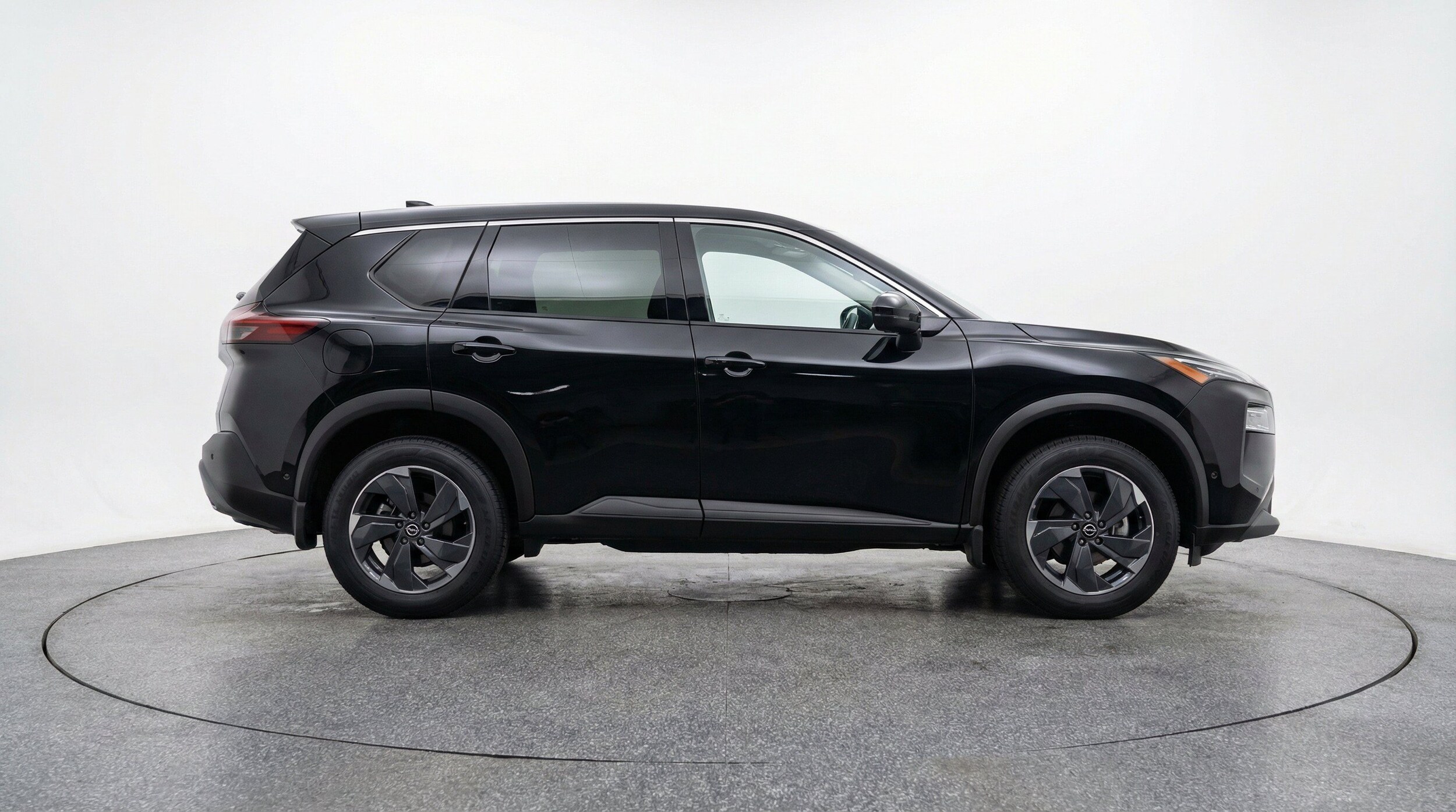 Thumbnail: 2025 Nissan Rogue - 10