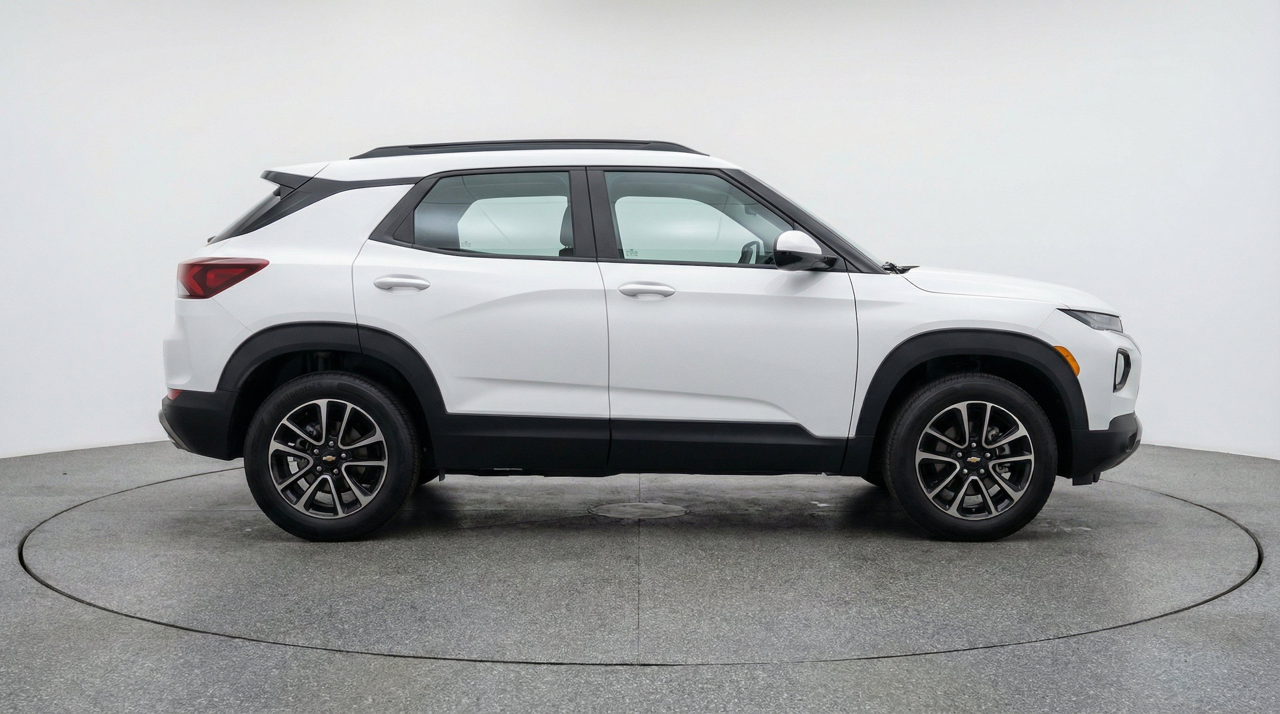 Thumbnail: 2025 Chevrolet TrailBlazer - 10