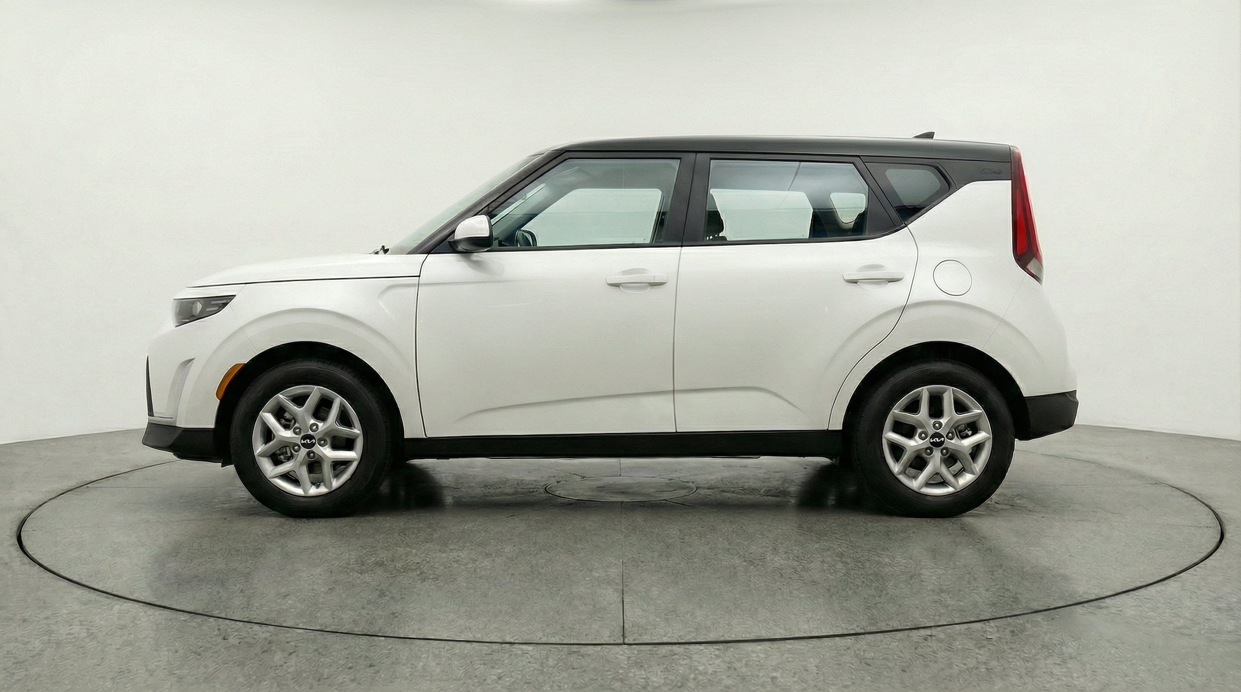 Thumbnail: 2025 Kia Soul - 5