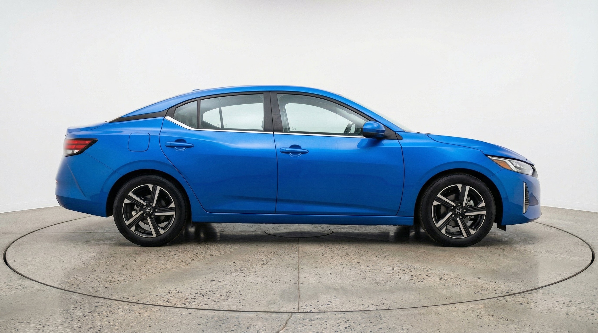 Thumbnail: 2025 Nissan Sentra - 10