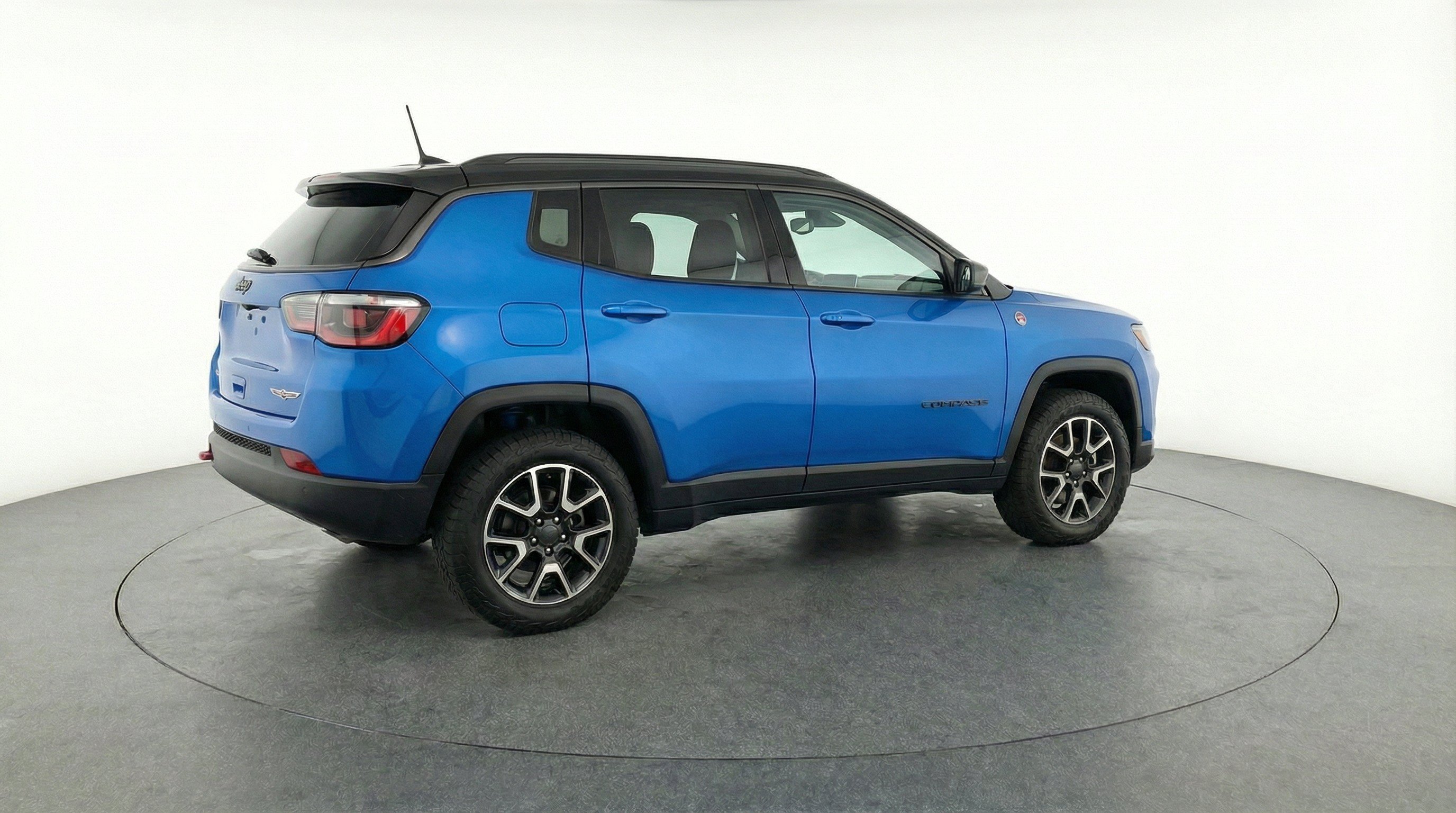 Thumbnail: 2025 Jeep Compass - 9