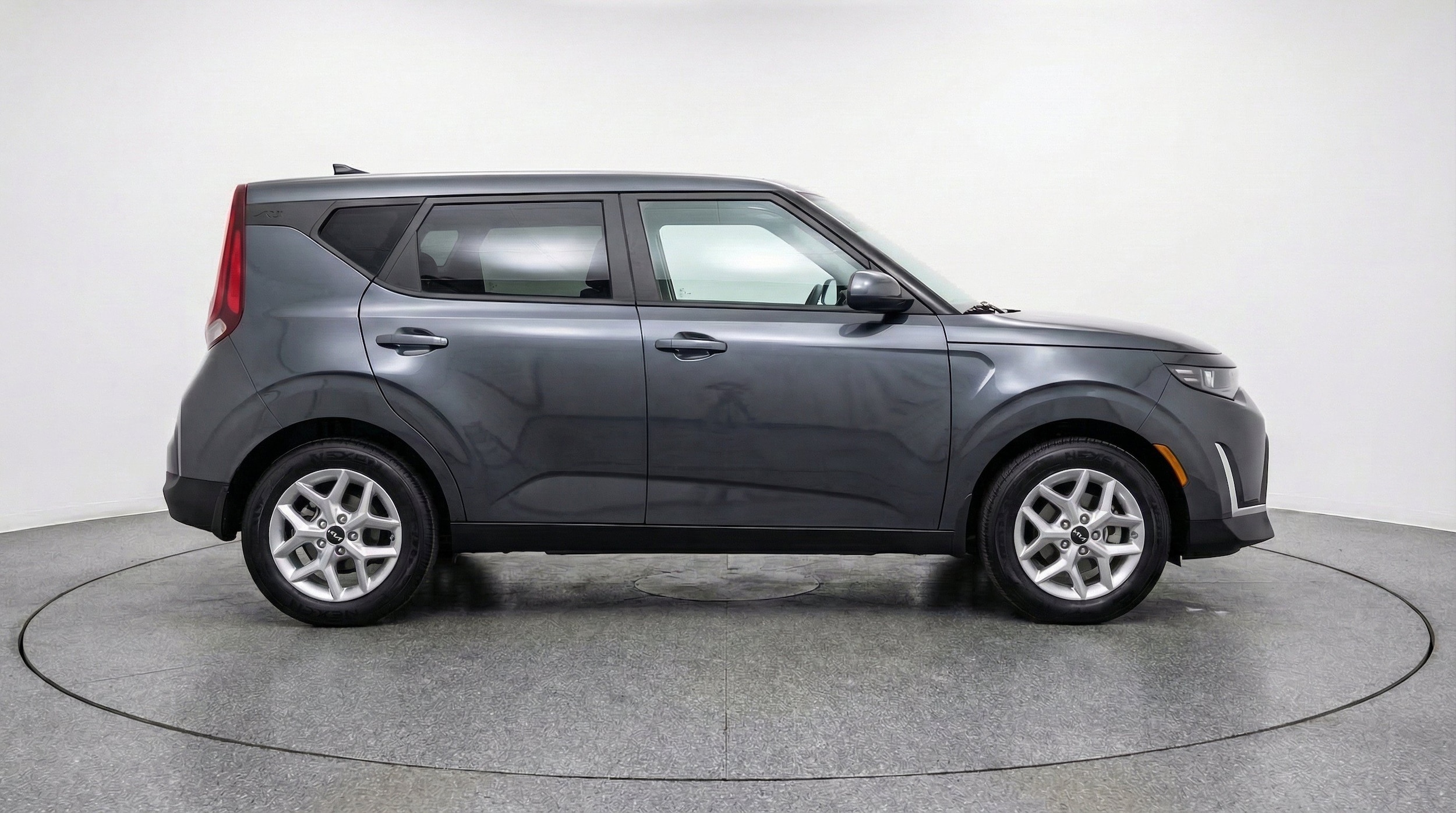 Thumbnail: 2025 Kia Soul - 10