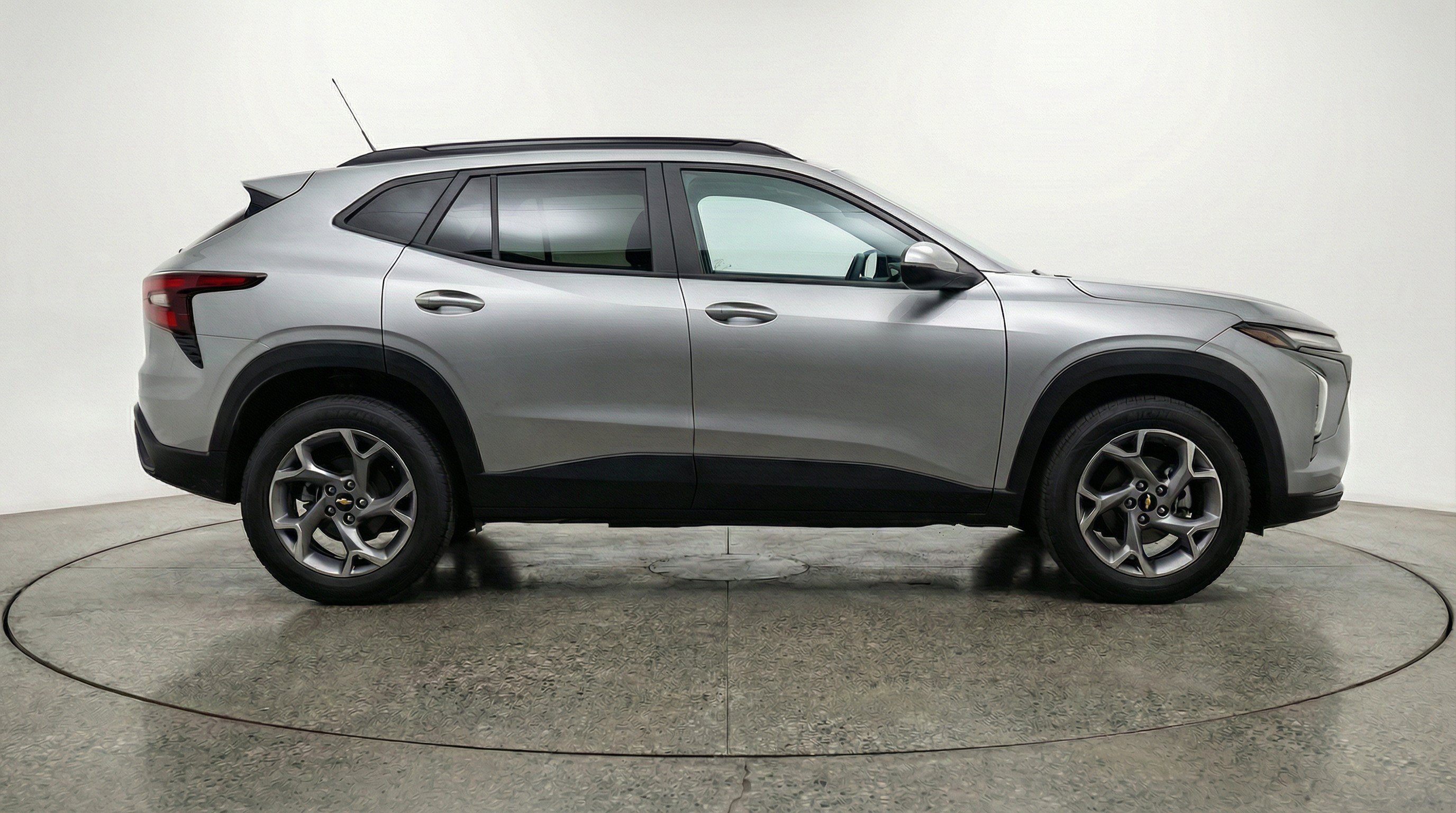 Thumbnail: 2025 Chevrolet Trax - 10