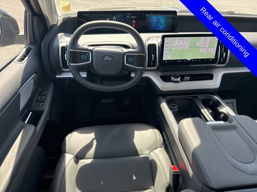 2026 Ford Expedition Active - Photo 6