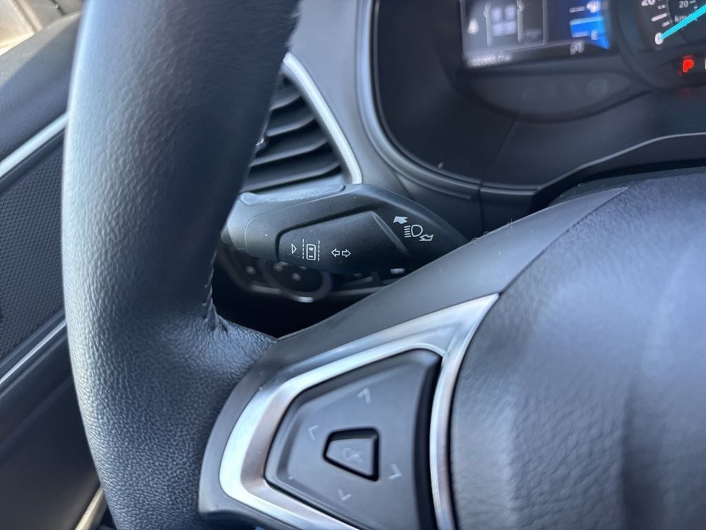 2023 Ford Edge SEL - Photo 25