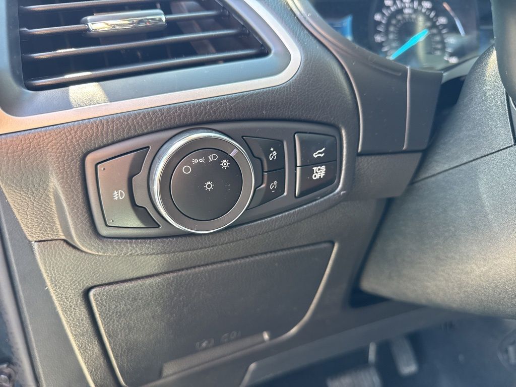 2023 Ford Edge SEL - Photo 23