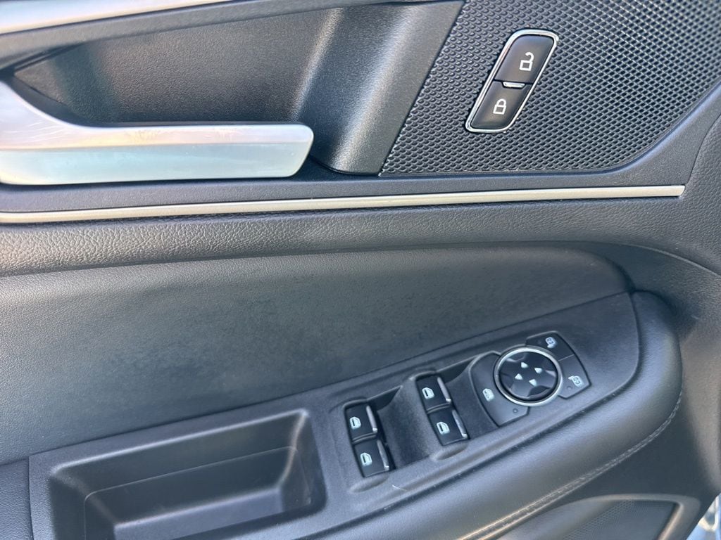 2023 Ford Edge SEL - Photo 22