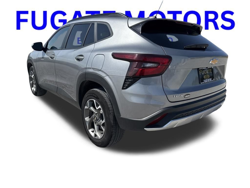 Used 2025 Chevrolet Trax LT with VIN KL77LHEP3SC224792 for sale in Kansas City