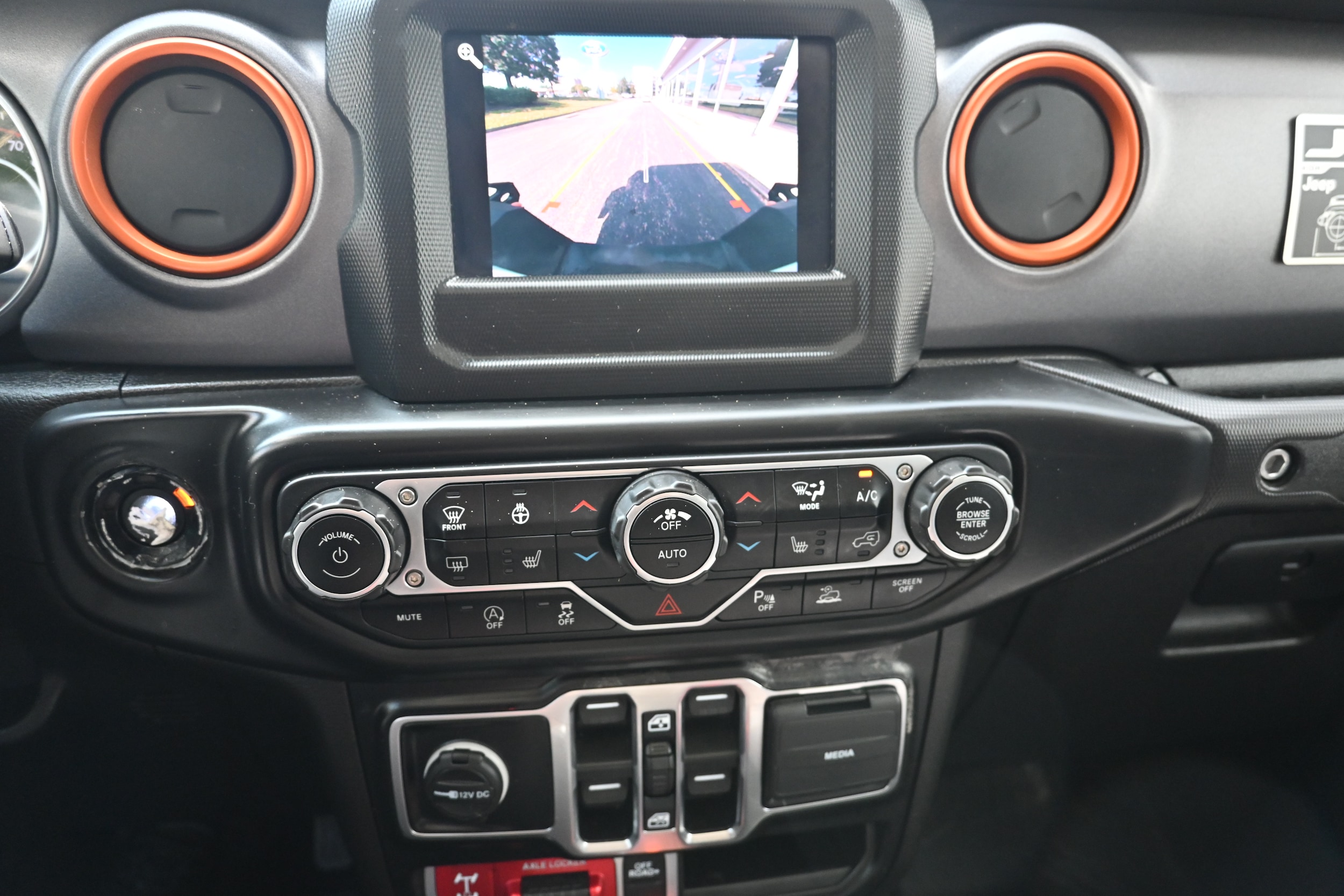 2021 Jeep Gladiator Mojave - Photo 9