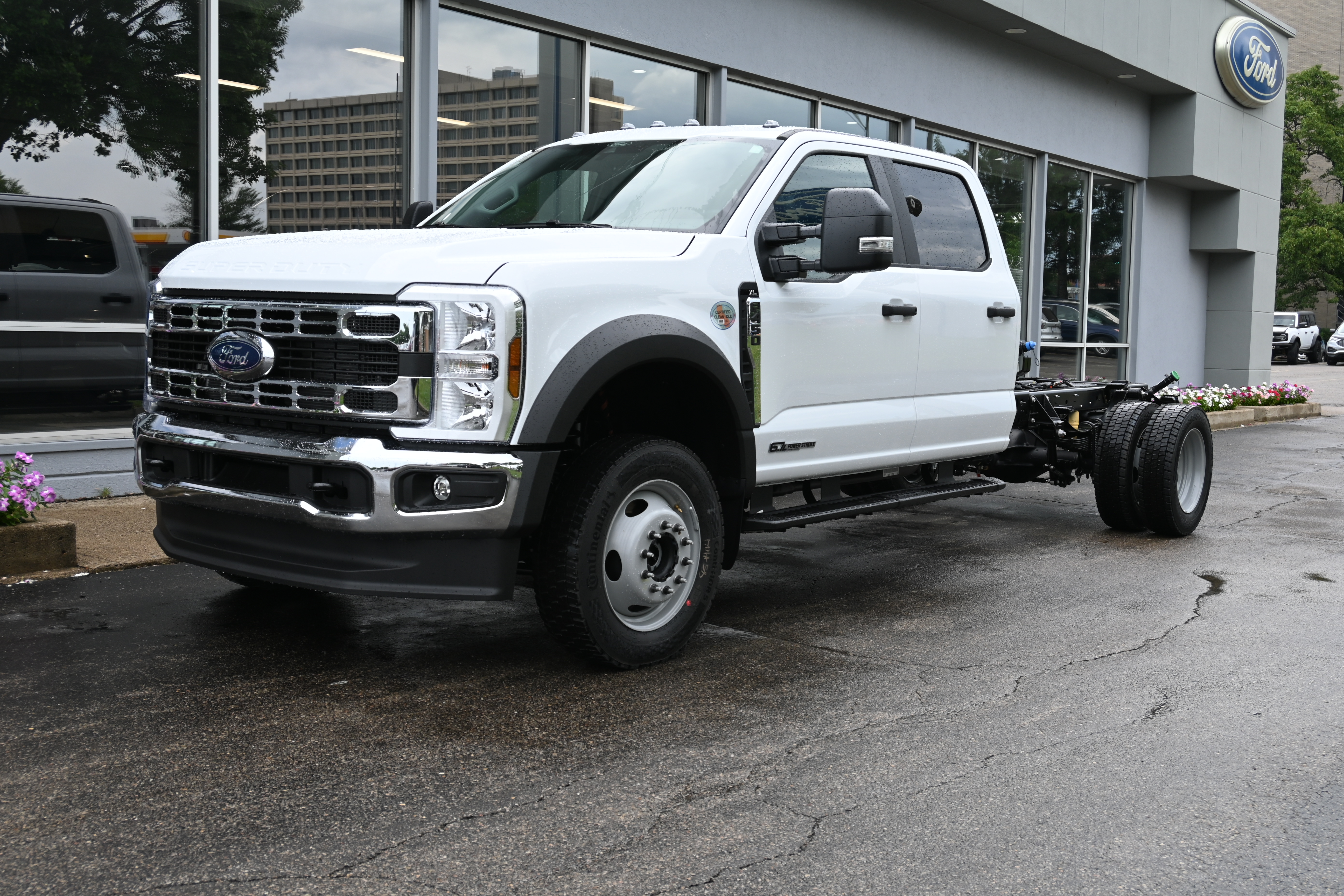  Ford F-450 Chassis