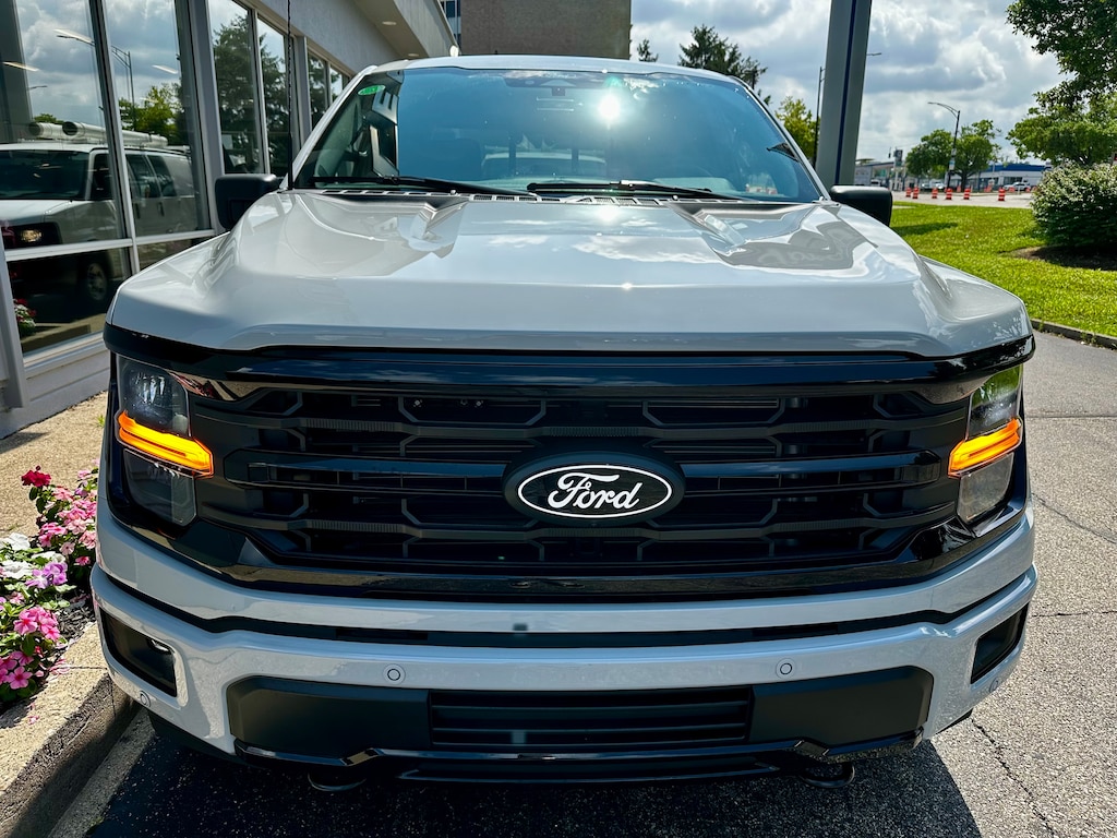 New 2026 Ford F-150 XLT Truck SuperCrew Cab