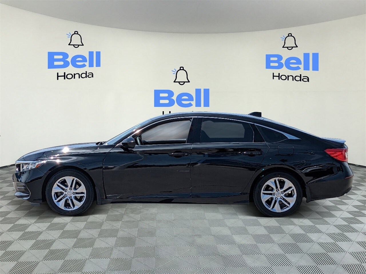Used 2019 Honda Accord LX Sedan