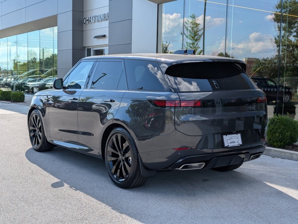 New 2026 Land Rover Range Rover Sport Dynamic SE P400 Dynamic SE