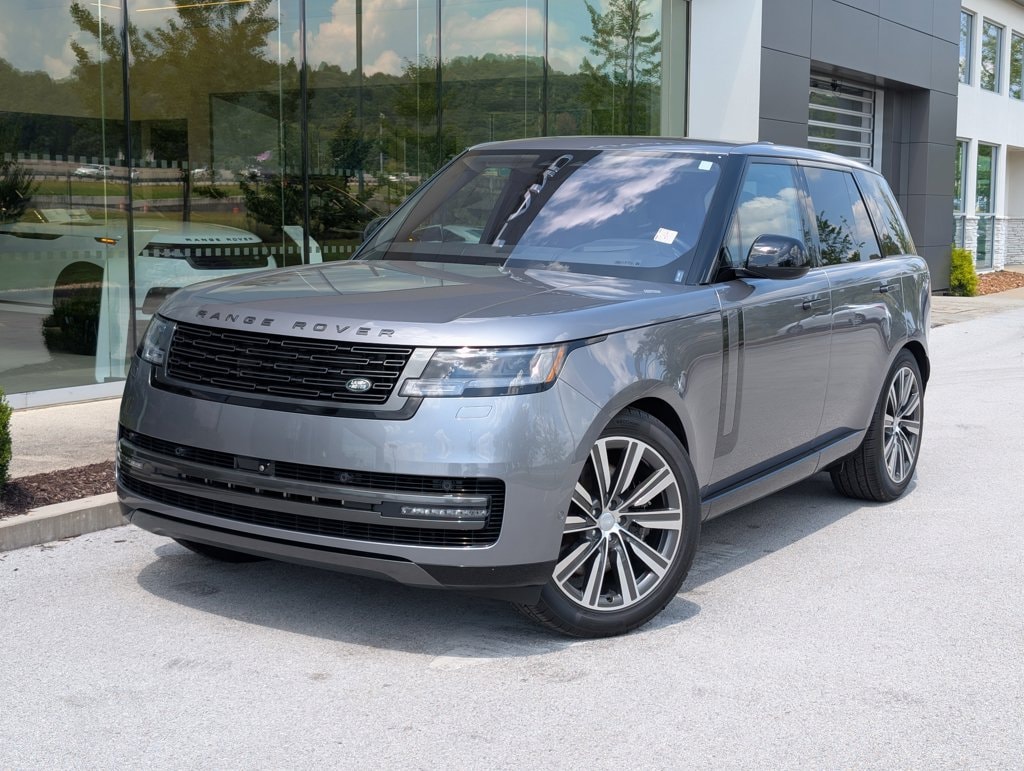 New 2023 Land Rover Range Rover SE P530 SE SWB