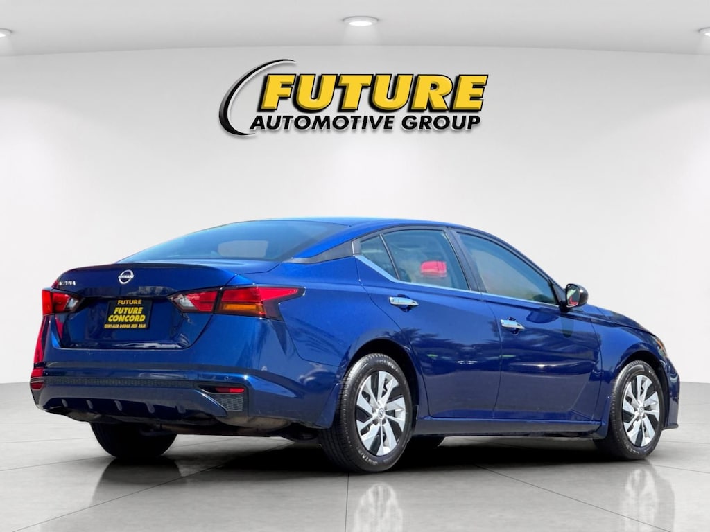 Used 2024 Nissan Altima 2.5 S Sedan