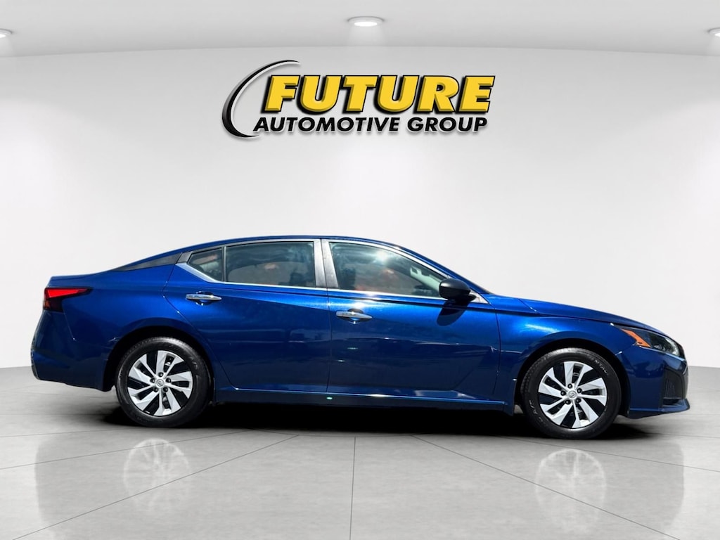 Used 2024 Nissan Altima 2.5 S Sedan