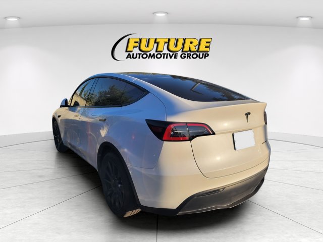 Used 2024 Tesla Model Y Long Range Sport Utility