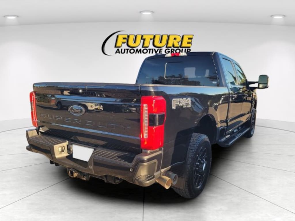 Certified 2025 Ford Super Duty F-350 SRW LARIAT Crew Cab Pickup