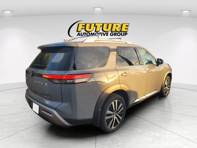 Used 2024 Nissan Pathfinder Platinum Sport Utility