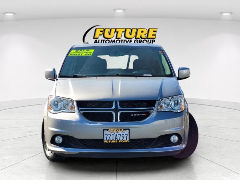 Certified 2017 Dodge Grand Caravan SXT Mini-van, Passenger