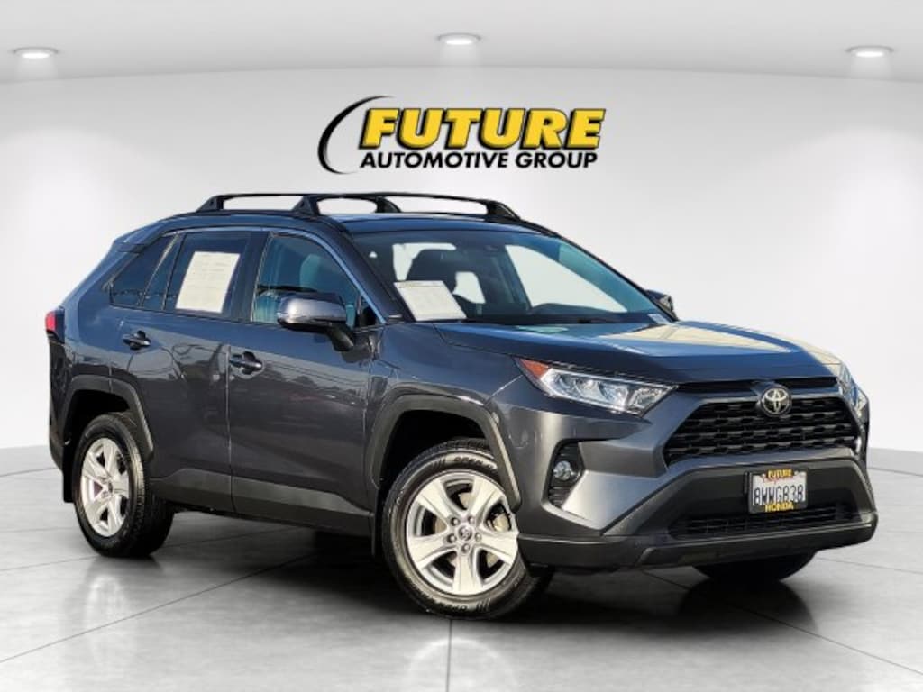 Used 2021 Toyota RAV4 XLE SUV