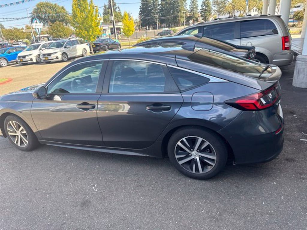 Used 2024 Honda Civic LX Hatchback