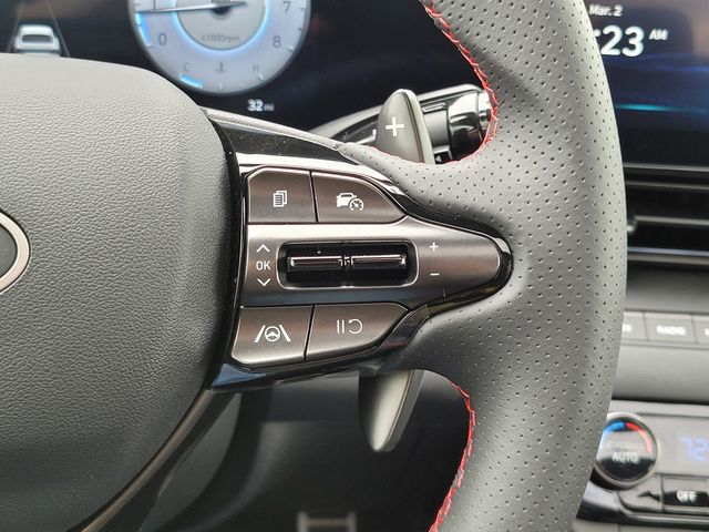 2025 Hyundai Elantra N Line - Photo 25