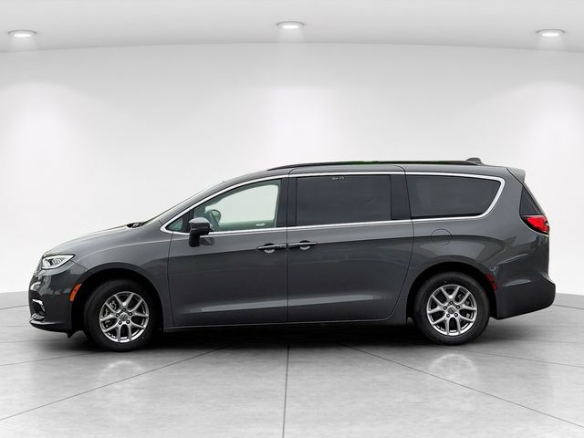 2022 Chrysler Pacifica Touring L - Photo 7
